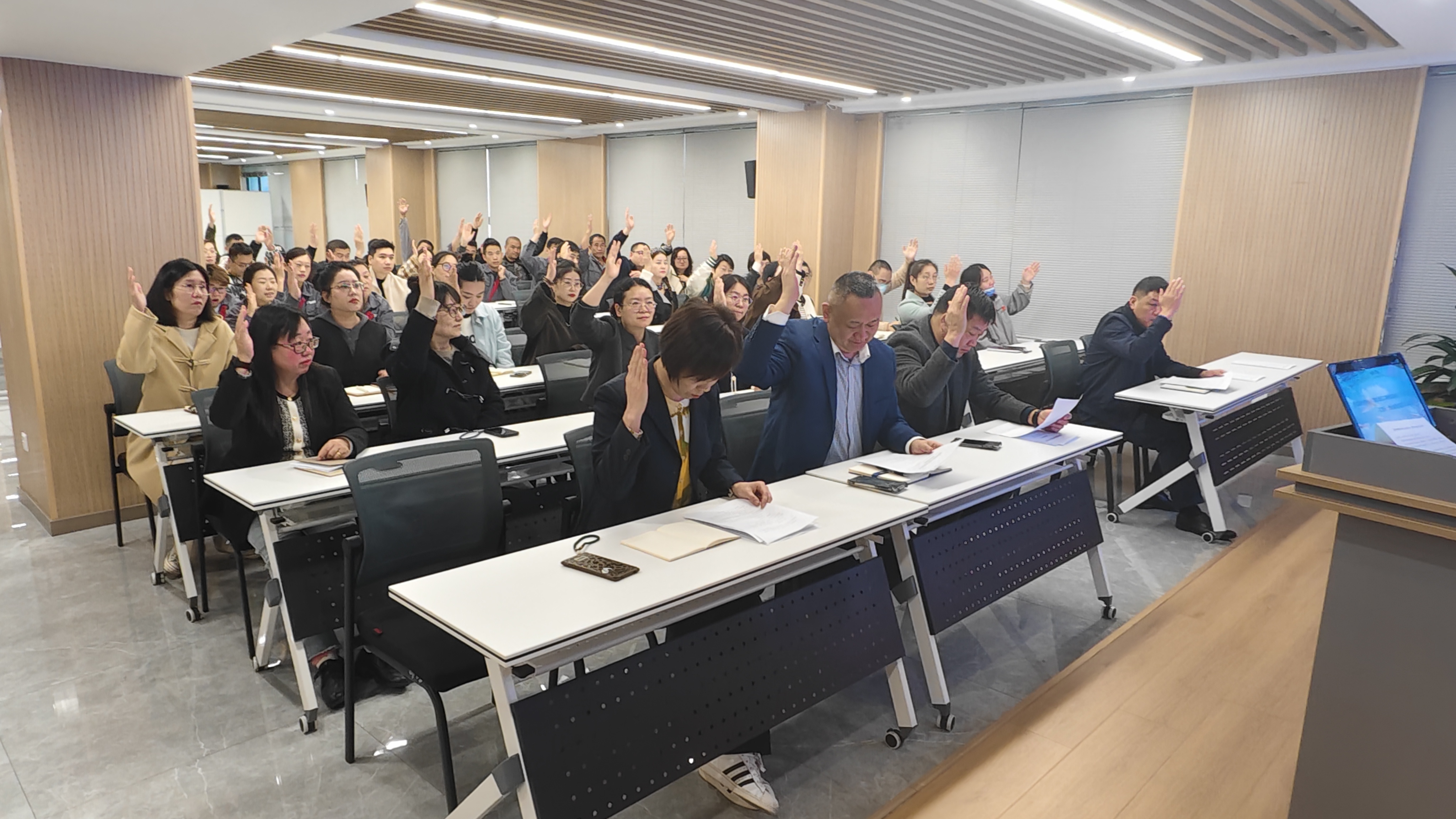 1762505936085.jpg 1762505936085.jpg